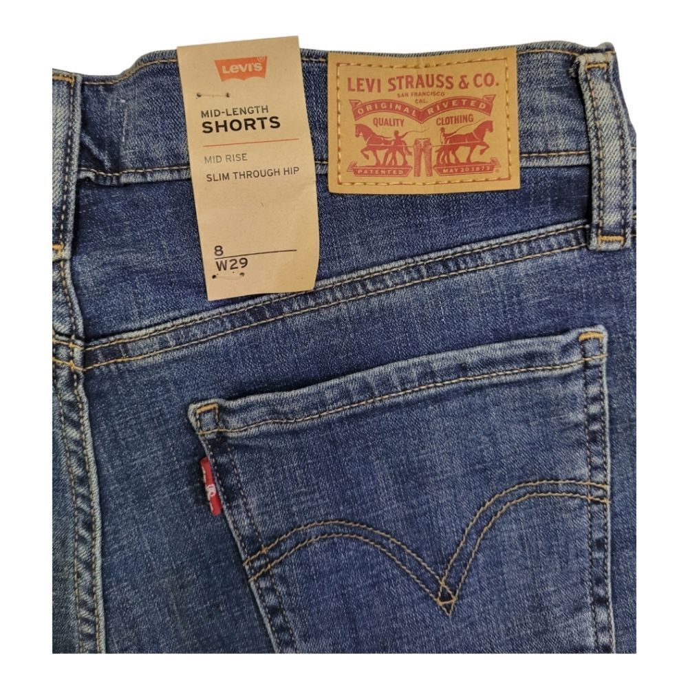 Levi's mid length short - Picture 3 of 12